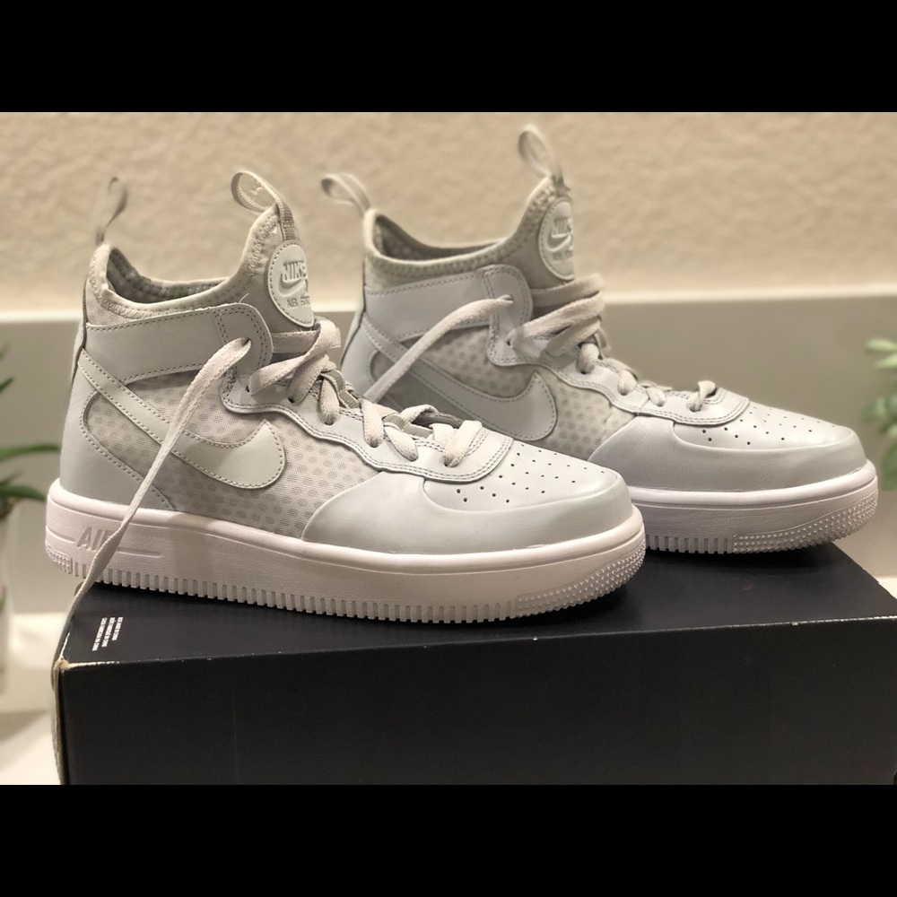 NIKE AIRFORCE 1 HIGHTOPS